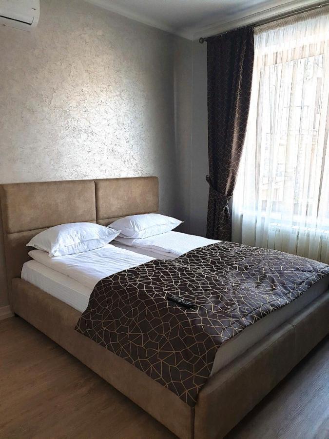 Apartment Sweethome 1 Free Parking Uschhorod Exterior foto